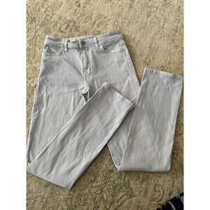 size 25 Pilcro and The letterpress by Anthropologie jeans